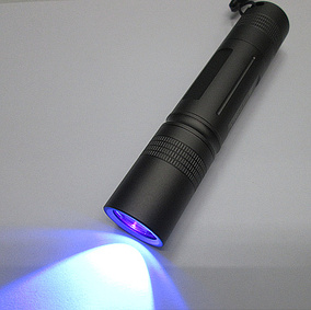 uv滤光镜片365nm紫外线验钞手电筒 白光紫光灯照珠宝玉石琥珀蜜蜡