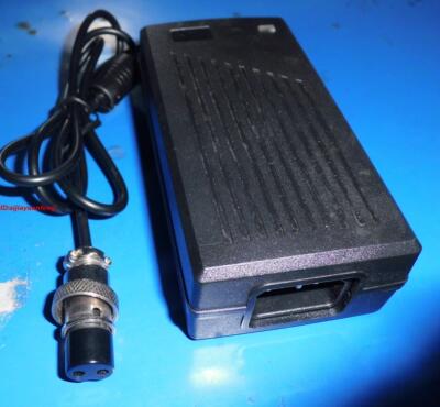 12v5a电源适配器gx-16 2孔 3孔 4孔 航空头接口通用12v4.5a电源_双氙