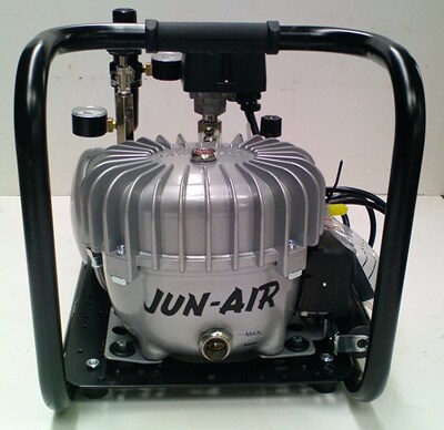 jun-air 专业用油润滑式超静音气泵 j3-4 带储气缸 丹麦产