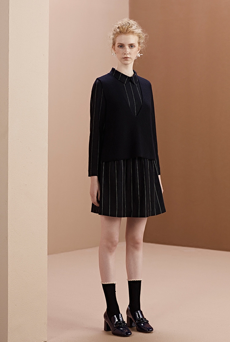 正品代购vgrass维格娜丝2017秋冬劲草条纹梭织连衣裙vxlqi41400