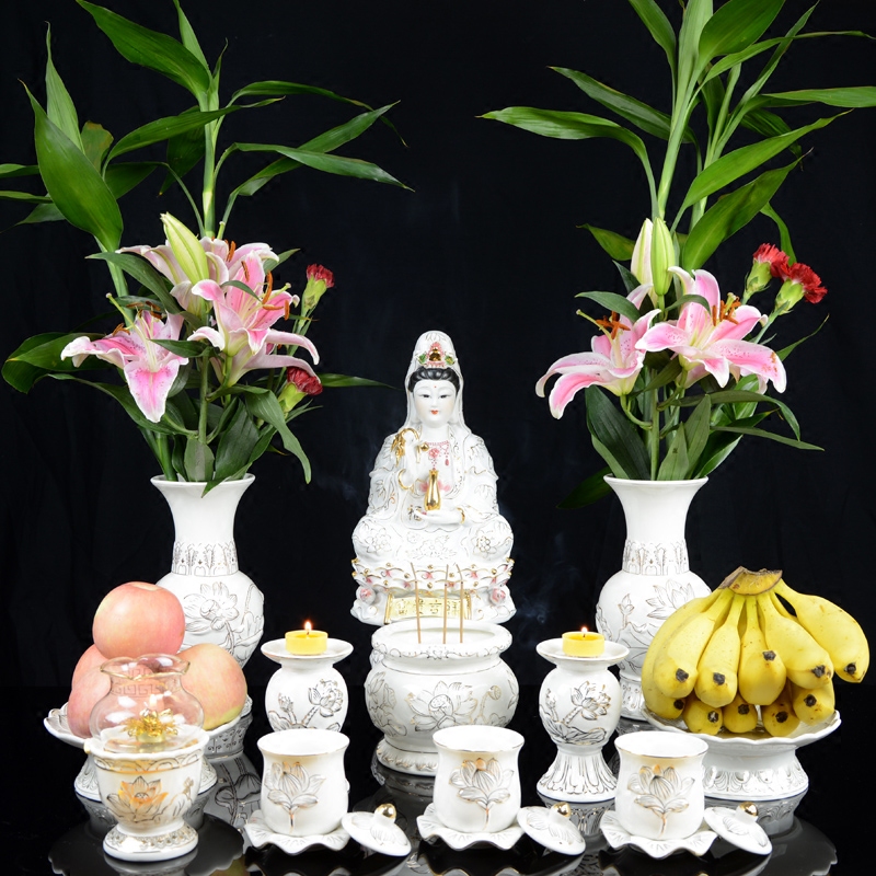 供果和香炉的摆放图片,贡品和香炉摆放图片,普通家庭供品摆放图片_大山谷图库